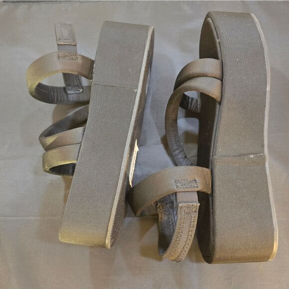 BRAND NEW FOREVER 21 ROUND-TOE ESPADRILLE WEDGE PLATFORM SANDAL - Picture 14 of 14